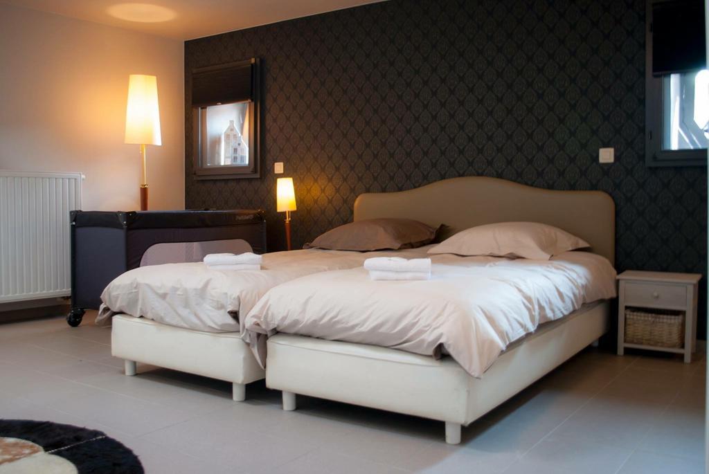 Corversy'S House Ieper Room photo